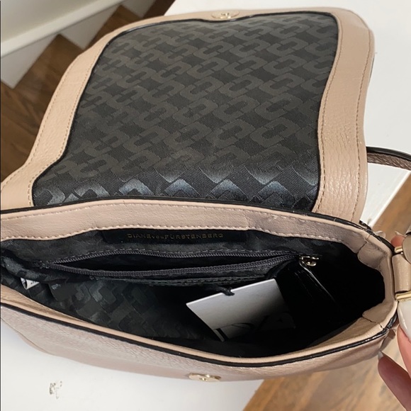 DVF Saddle Bag - Picture 6 of 10